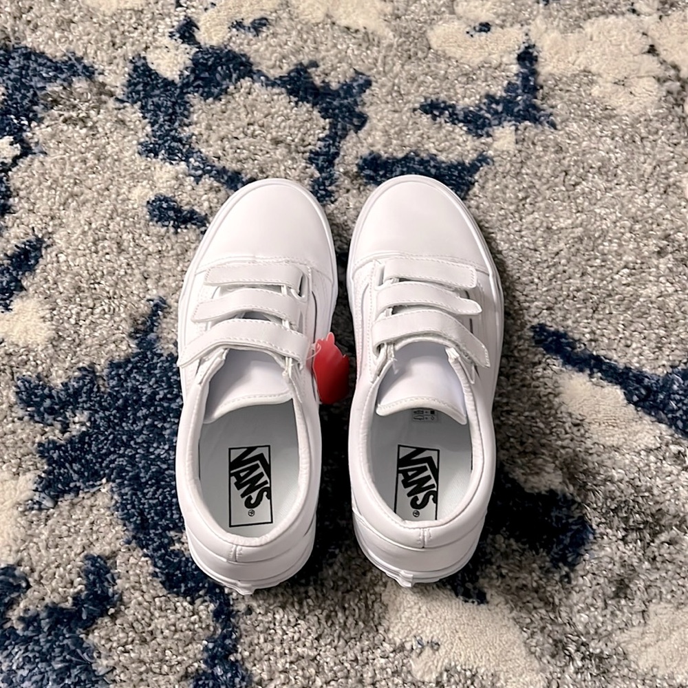 WMNS 7.5